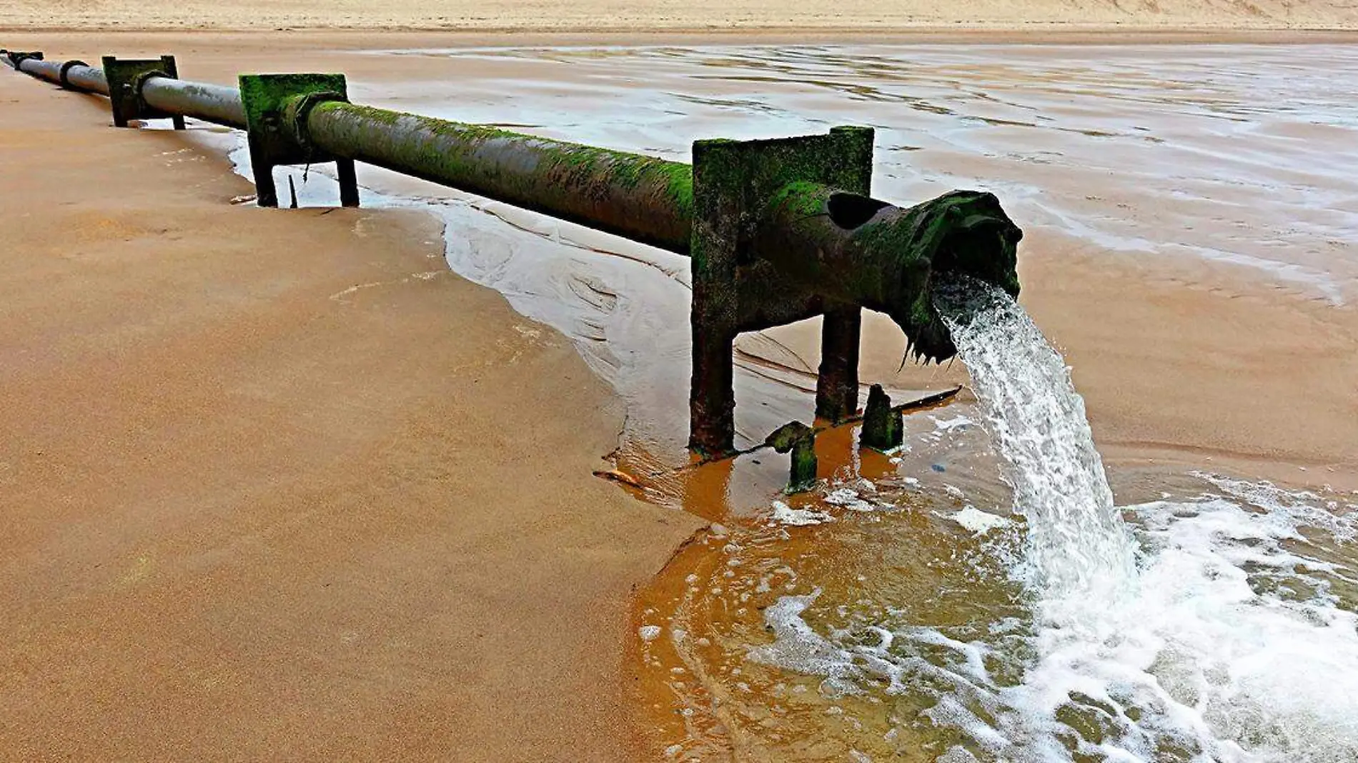 Autoridades ampliaron el monitoreo en las aguas residuales para utilizarlas como una alerta temprana para futuras oleadas o nuevas mutaciones de la Covid-19